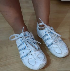 Sportschuhe weiss